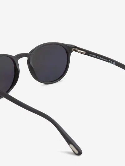 Tom Ford Round Sunglasses In Black