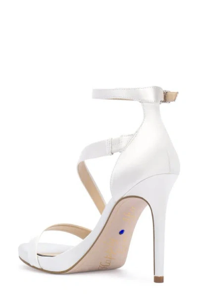 Jessica Simpson Rayli 2 Womens Stilettos Open Toe Evening Sandals In White