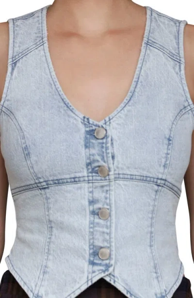 Avec Les Filles Women's Fitted Peak Hem Vest In Blue