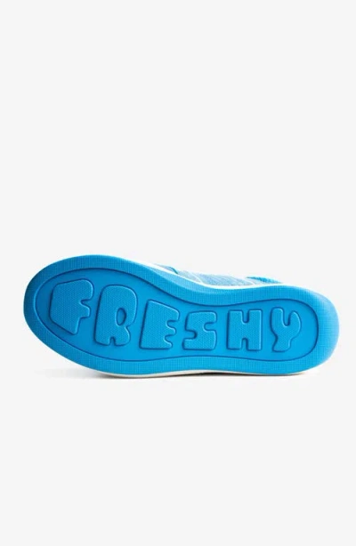 Freshy Brites Plus Sneaker In Blue