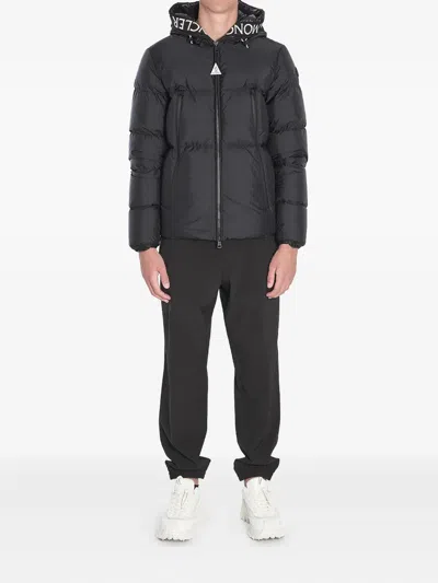 Moncler Montcla Water Repellent Short Hooded Down Jacket In Black