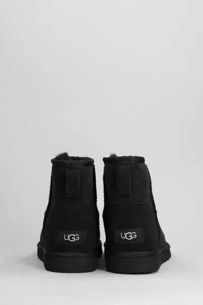 Ugg Minimalist Low-cut Ankle Boot With Textured Grip Sole In Black