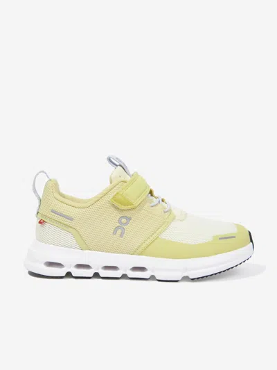 On Girls Cloud Play Trainers In Yellow