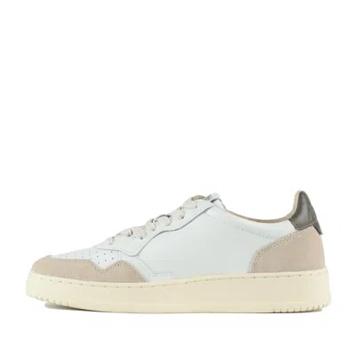 Autry Medalist Low-top Sneakers With Suede Accents In Multi