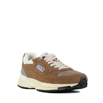Autry Hyperway Sneakers In Cigar And Silver Mesh And Suede In Brown