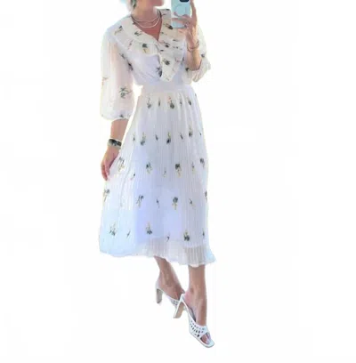 Buru Blanche Midi Dress In White Daisy In White