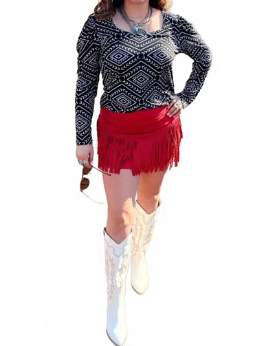 Sterling Kreek Aztec Babe Bubble Sleeves Top In Black In Black