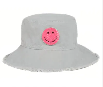 Jocelyn Women's Smile Hat In White In White