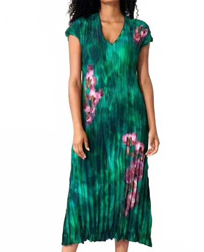 Go By Go Silk Crinkle Dress In Green In Green