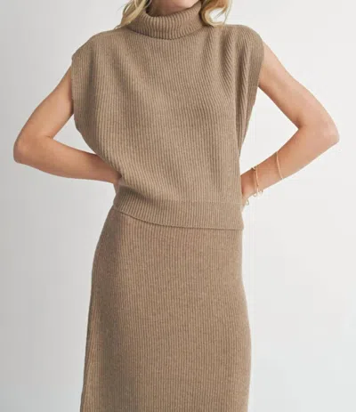 Sadie & Sage Crosby Ribbed Top In Brown In Brown