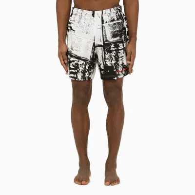 Alexander Mcqueen Men's Abstract Print Swim Shorts With Logo In White