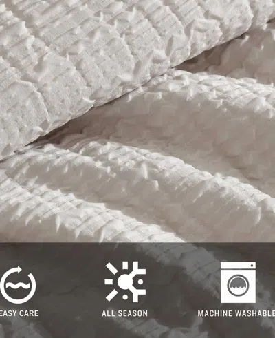 Kenneth Cole New York Serenity Wavy Lines Beige Comforter Set In Sand