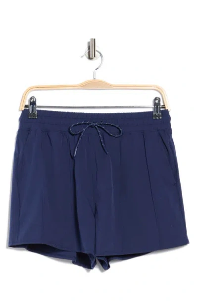 90 Degree By Reflex Lightstreme 2-in-1 Performance Shorts In Blue