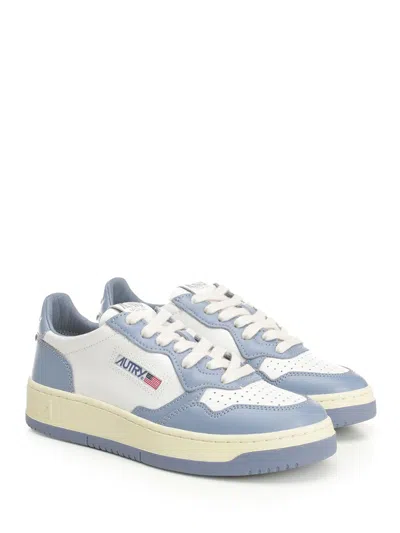 Autry Medalist Low Sneakers Bicolor In White And Tempest Leather Shoes In Blue