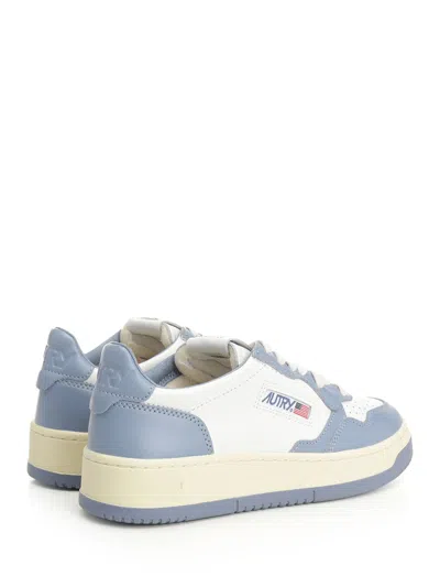Autry Medalist Low Sneakers Bicolor In White And Tempest Leather Shoes In Blue