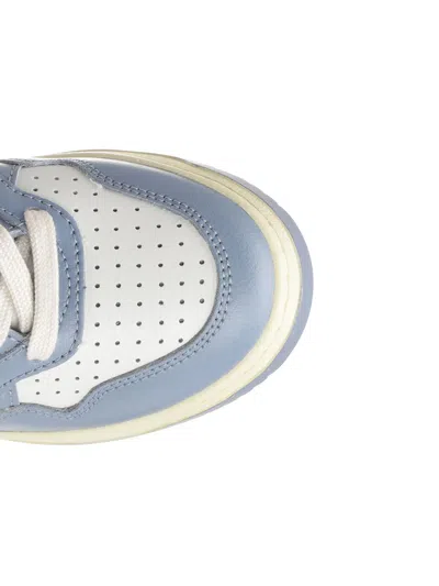 Autry Medalist Low Sneakers Bicolor In White And Tempest Leather Shoes In Blue