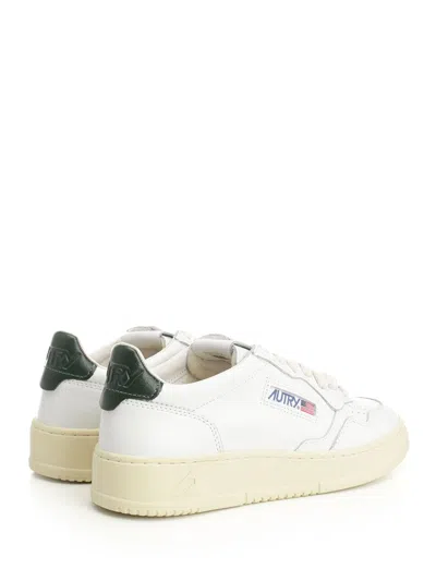 Autry Medalist White Low Top Sneakers With Contrasting Heel Tab In Leather Woman In White