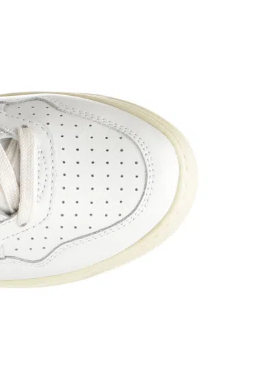 Autry White Sneakers With Smooth Leather Upper In White