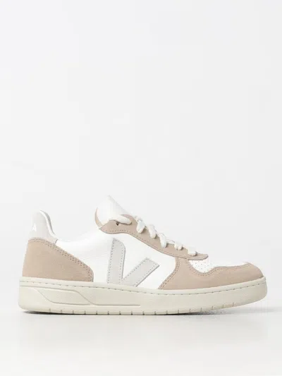 Veja V-10 Sneakers With Perforated Toe Box In Brown