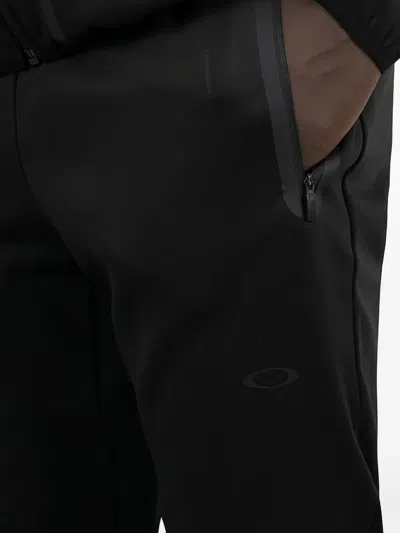 Oakley Zip-pocket Joggers In Black