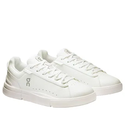 On Running (wmns)  The Roger Advantage 'white'