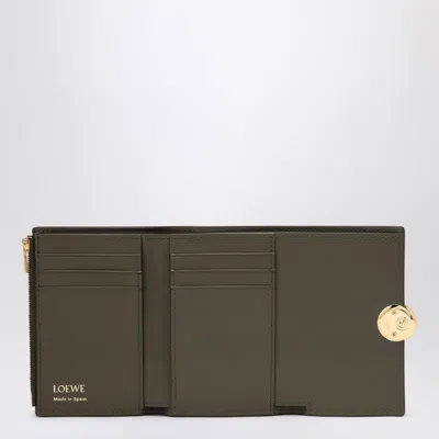 Loewe Pebble Small Vertical Wallet In Pebble Grained Calfskin In Green