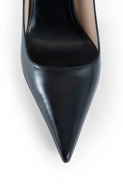 Tom Ford Betty Soft Calf Leather Pointed-toe Pumps In Black