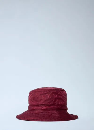 Gucci Reversible Burgundy Nylon Gg Hat In Red