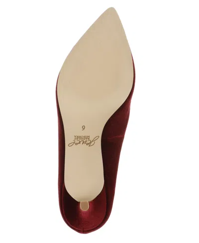 Jewel Badgley Mischka Women's Enola Velvet Pumps