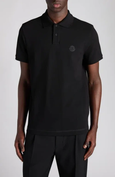 Moncler Polo Shirt With Short Sleeves And Collar In Black
