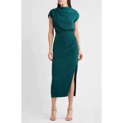Saylor Delmara Textured Cocktail Dress In Green