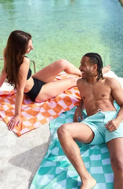 Dock & Bay Quick Dry Beach Towel In Black