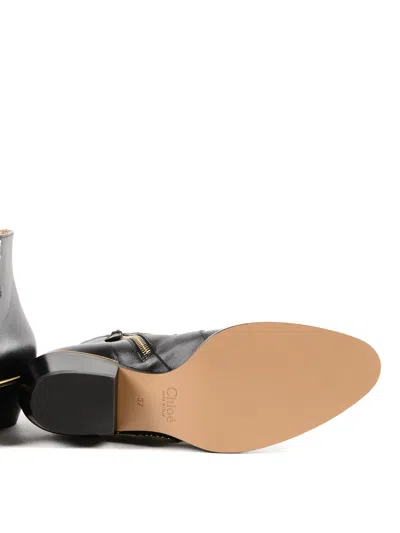 Chloé Women Susan Leather Boots In Black