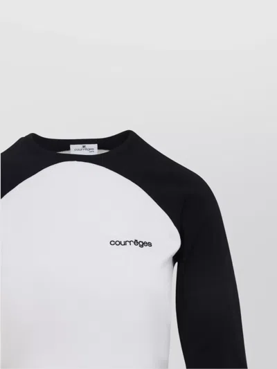 Courrèges Long-sleeved Contrast T-shirt With Rounded Hem And Logo Print In Black