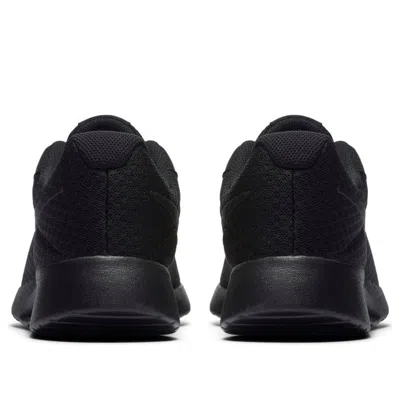 Nike Tanjun Sneaker In Black