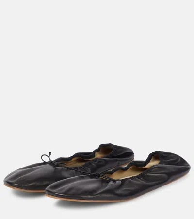 The Row 10mm Hereditas Leather Ballerina Flats In Black