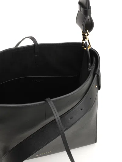 Givenchy Day - Hobo Medium Bag Shoulder Bags Black