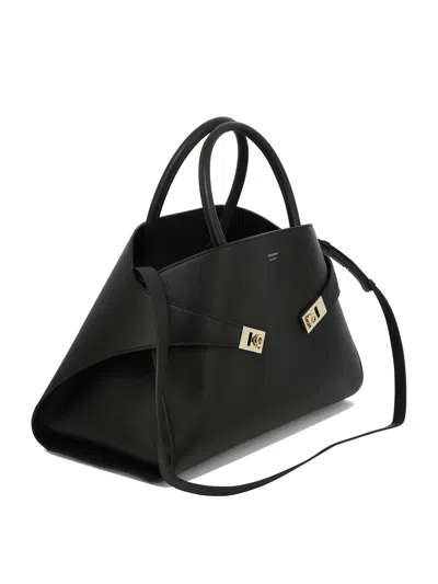 Ferragamo Structured Leather Shoulder Bag In Black