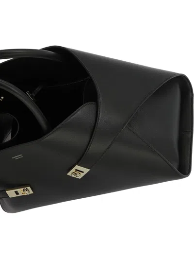 Ferragamo Structured Leather Shoulder Bag In Black