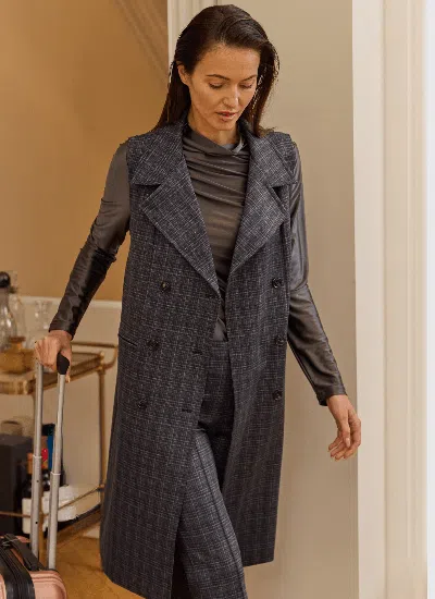 Lyssé Cameron Ponte Sleeveless Coat In Blue