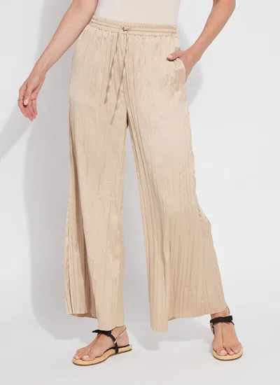 Lyssé Packable Pleated Palazzo Pant In Chablis In White