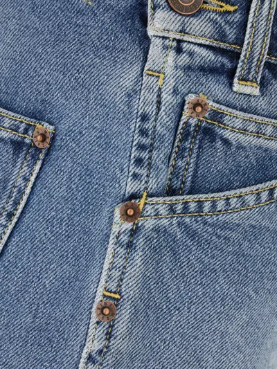 纽扣开合牛仔短裤