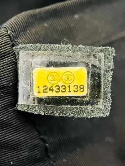 Pre-owned Chanel Paris London Python-leather Tote Bag In Black