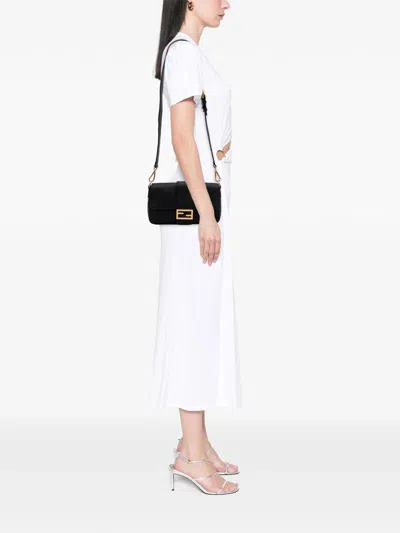 Pre-owned Fendi 2000-2010 Leather Selleria Convertible Baguette Satchel In Black