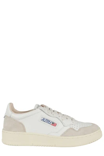 Autry Low-top Sneakers With Hybrid Leather Design And Metallic Accent In White