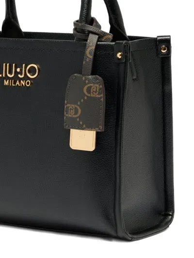 LOGO标牌小号手提包