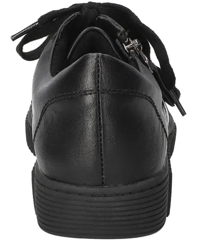 Easy Street Novie Womens Round Closed Toe Slip-on Shoe In Black