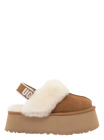 Ugg Platform Mules Made Of Camel-colored Leather With Faux Fur And Elastic Back In Brown