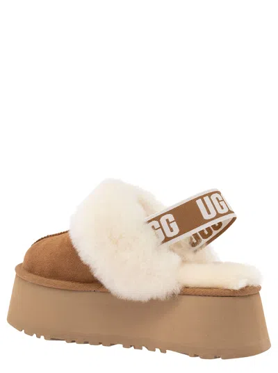 Ugg Platform Mules Made Of Camel-colored Leather With Faux Fur And Elastic Back In Brown