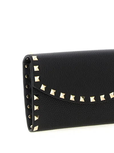 Valentino Garavani Rockstud Leather Wallet On Chain In Black